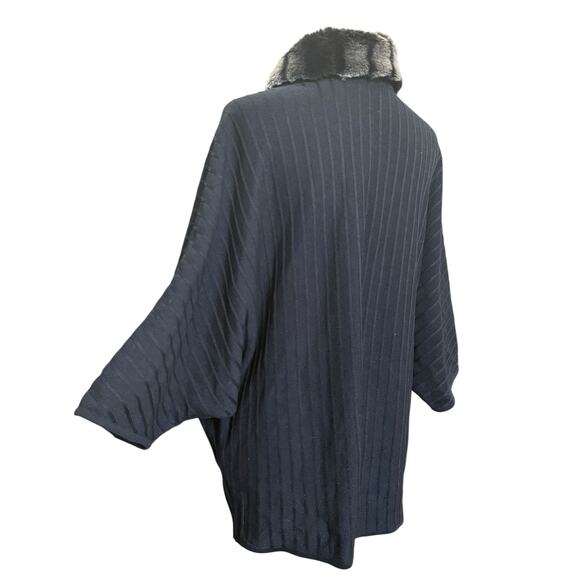 Ming Wang Open Knit Cardigan Women Large Black Faux Fur Trim Dolman Sleeves - Picture 8 of 11